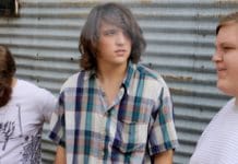 Young Buffalo estrenen Sykia