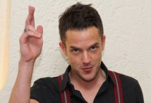Brandon Flowers interpreta The Days d’Avicii