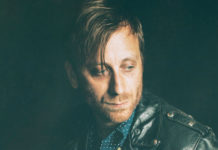 The Arcs presenten Put A Flower In Your Pocket