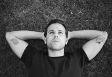 M83 estrena cançó amb Steve Vai