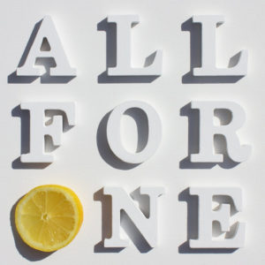The Stone Roses estrenen All For One