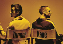 The Last Shadow Puppets posen imatges a This Is Your Life