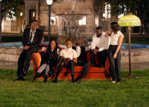 Jay-Z recrea la sèrie Friends en el vídeo de Moonlight