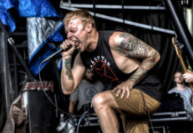 El cantant d’Architects atura un concert per denunciar l’assetjament sexual a una noia