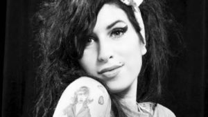Surt a la llum una cançó d’Amy Winehouse 7 anys després de la seva mort