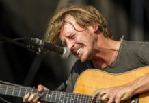 Ben Howard segueix mostrant diferents facetes musicals amb Towing The Line