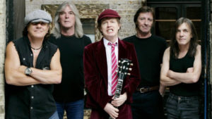 AC/DC ressorgeixen de les seves cendres amb Brian Johnson i Phil Rudd