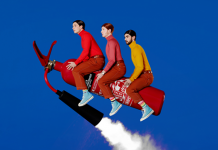 Two Door Cinema Club cap de cartell del Dcode 2019