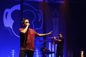 ZOO esclaten el Sant Jordi Club amb el seu rap en valencià