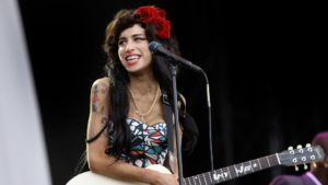 10 anys sense Amy Winehouse en 10 actuacions