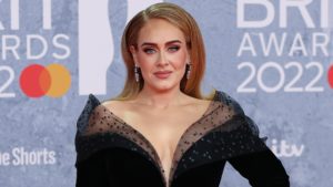 Adele triomfa als Brit Awards 2022
