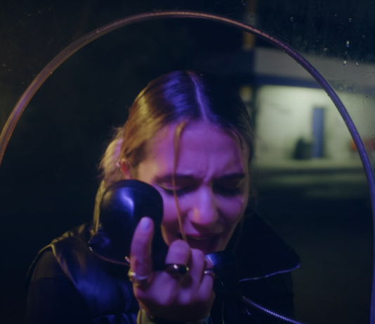 La mirada crítica de Pep Saula: “Karaoke” de la Suu