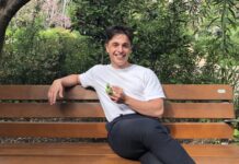 Entrevistem a Cesc que ens parla de multes, vi i música