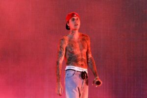 Justin Bieber ajorna el concert previst pel gener de 2023 a Barcelona