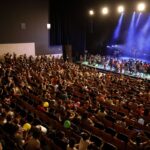 Petits Camaleons 2025 escalfa motors amb un cartell de luxe