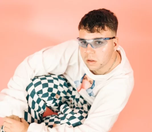 Quevedo: l’altra cara de la fama o què implica ser el número 1 de la nit al dia