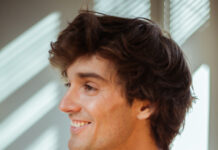 Miquel Moya avança el seu segon disc amb ‘Ocells de foc’