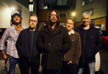 Foo Fighters parlen del sol a ‘Under you’