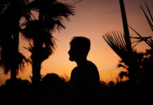 Àlex Pérez ens convida a agermanar-nos amb ‘tot el que som’