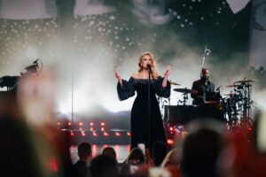 Adele anuncia el seu retorn a Europa aquest 2024