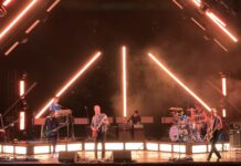 El rock de Queens of the Stone Age fa despertar el públic de l’Alma Festival