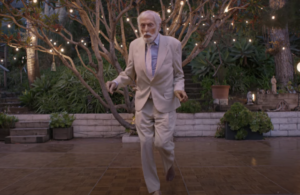 Coldplay celebra els 99 anys de l’actor Dick Van Dyke estrenant el vídeo de ‘All my love’