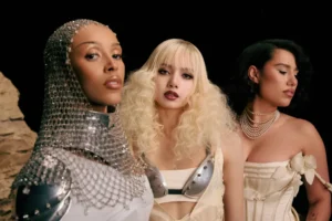 LISA estrena ”Born again” acompanyada de RAYE i Doja Cat