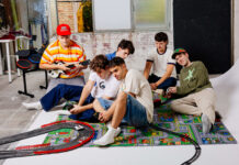 Sexenni i Yung Rajola revifen la rumba lleidatana amb ‘Avall lo paper’