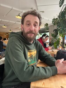 Entrevista a Tremendu: “El disc juga amb la metàfora del camí com a vida”