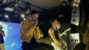dani6ix i IZZKID reviuen Barcelona amb “TOT TORNA”