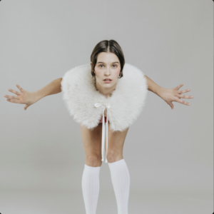 Carlota Flâneur presenta ‘Watery eyes’