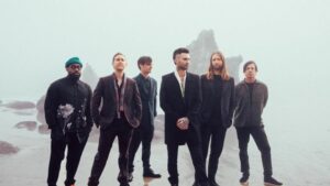 Maroon 5 anuncien nou disc “Love Is Like” i estrenen ‘All Night’