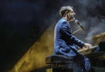 Joan Dausà sorprèn a Cap Roig, amb Serrat, Llach, Perales, Mecano i Maná