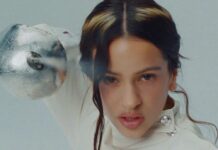 Rosalía estrena el videoclip de ‘La Perla’ i dona vida a l’univers de “LUX”
