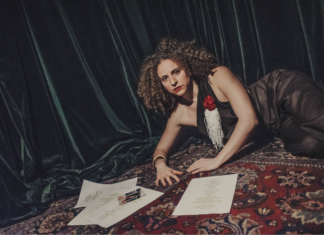 Aria presenta el seu univers íntim a Barcelona