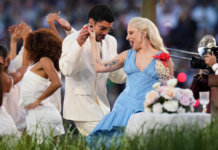 Bad Bunny converteix la Super Bowl en una celebració històrica de l’orgull llatí