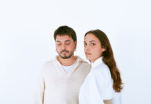 Ginestà publica “Gira tot igual, però diferent”, un disc que reformula la manera d’explicar l’amor