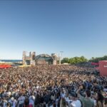 Estrella Damm reuneix 30.000 persones al Fòrum en una gran celebració musical pels seus 150 anys