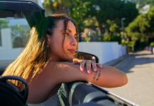 Lau Gibert estrena ‘AMULET’, la cançó de l’estiu del pop urbà