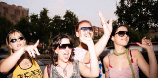 GLOSSIP presenta el seu univers amb ‘BUGABU’