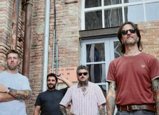 Pes Mort publica el seu primer EP en què tot és nou, també apostar pel català Els integrants de Pes Mort (Arxiu del grup)