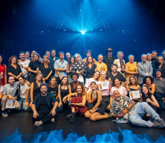 ‘El barquer’ triomfa als IX Premis Teatre Barcelona amb tres guardons